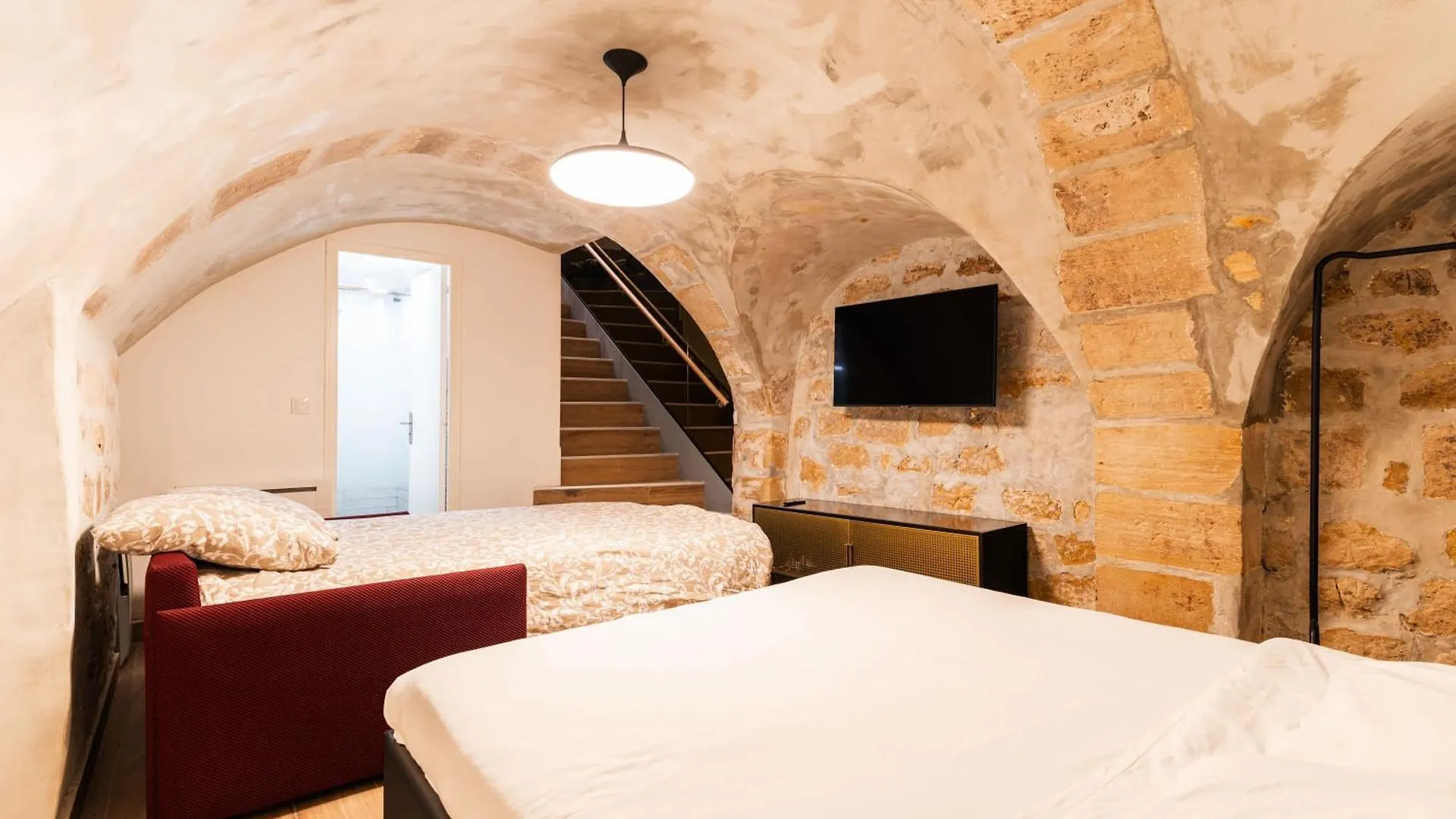 Loft 1 Bedroom Marais, Notre Dame Ac By Lcc Agency Paris France